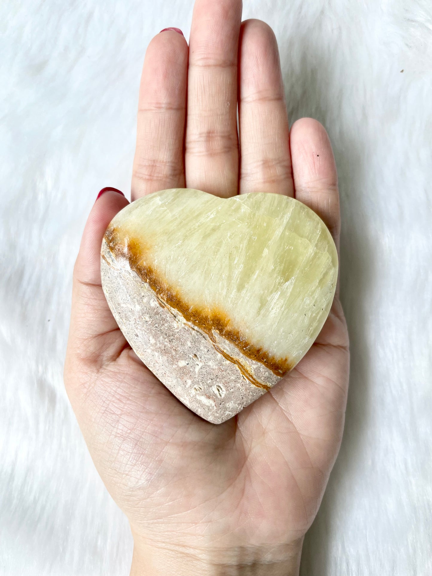 Lemon calcite heart