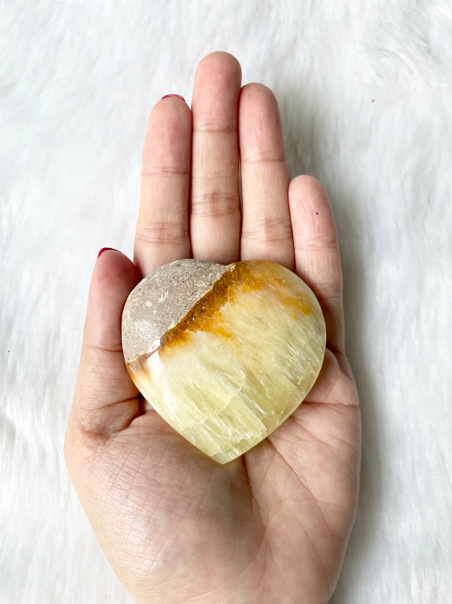 Lemon calcite heart