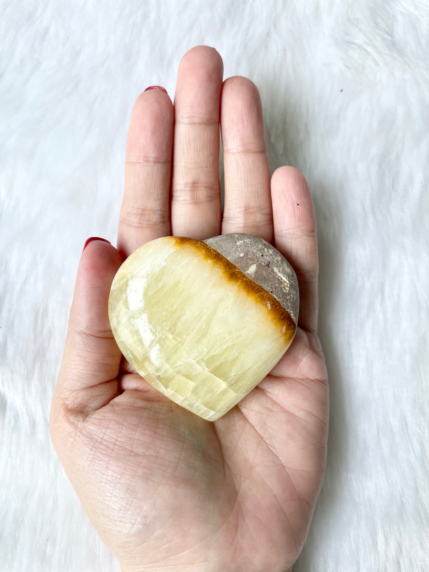 Lemon calcite heart